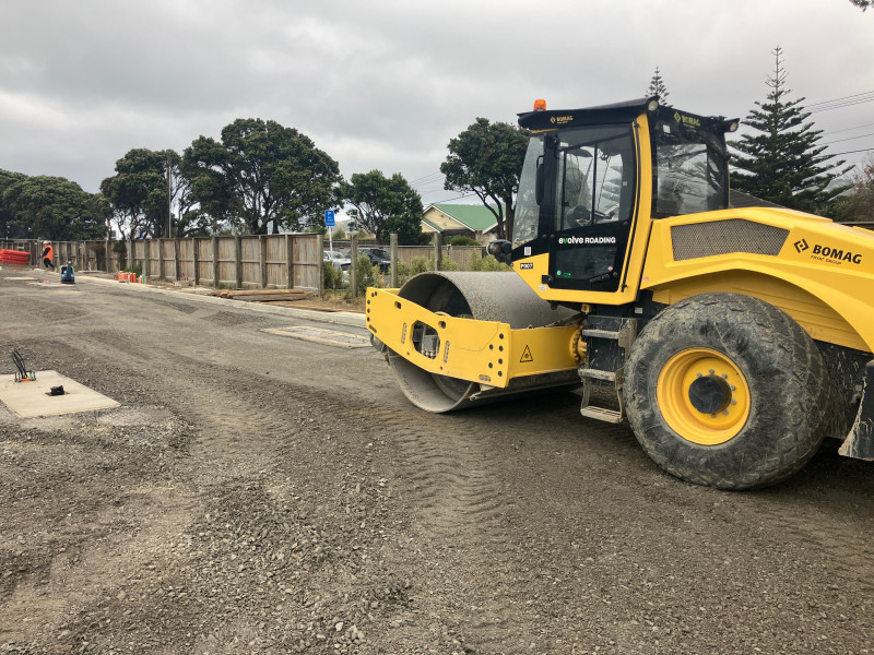 New-pavement-surface-Compacting-Roller.jpg